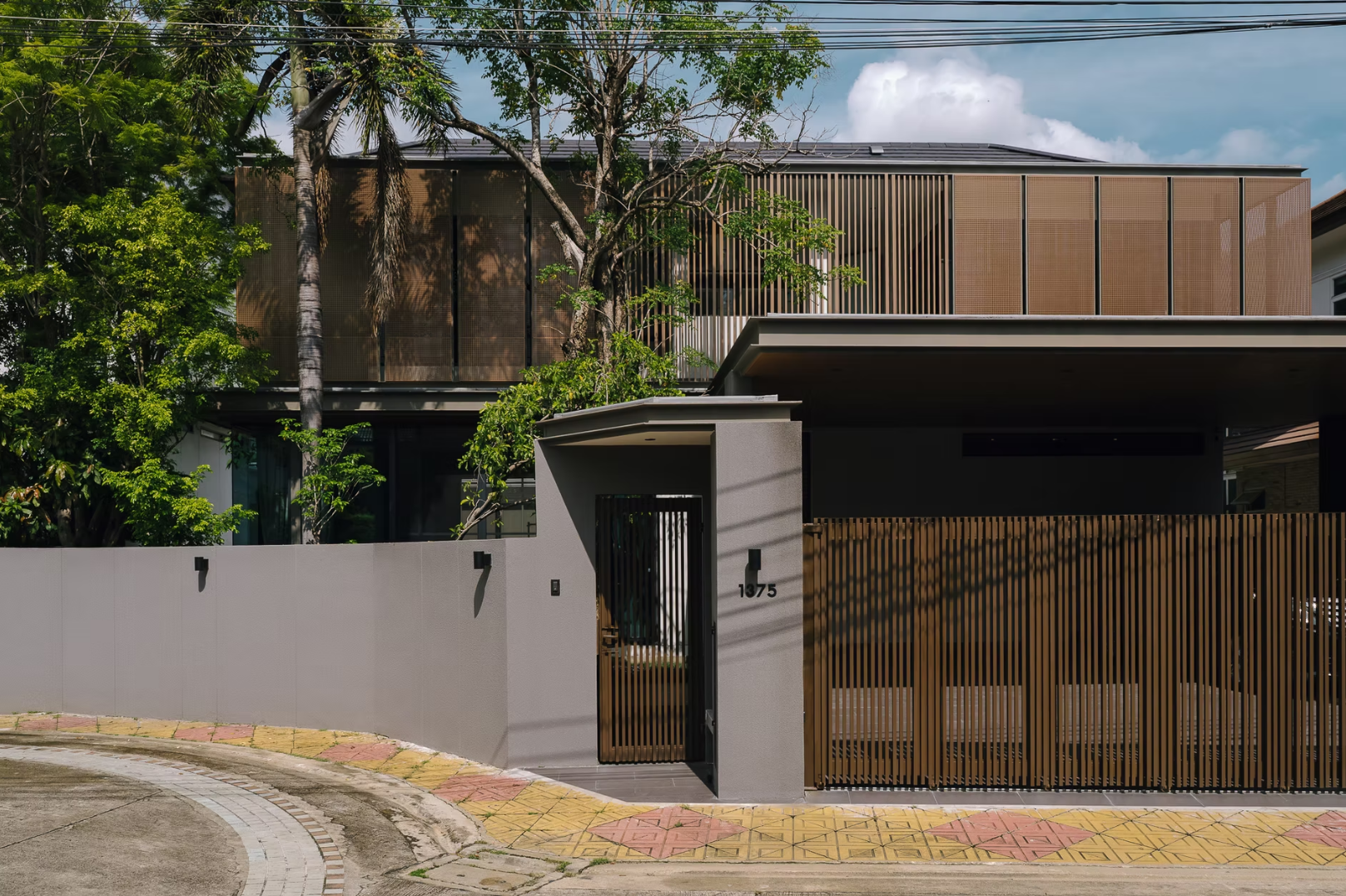 Sirada House
